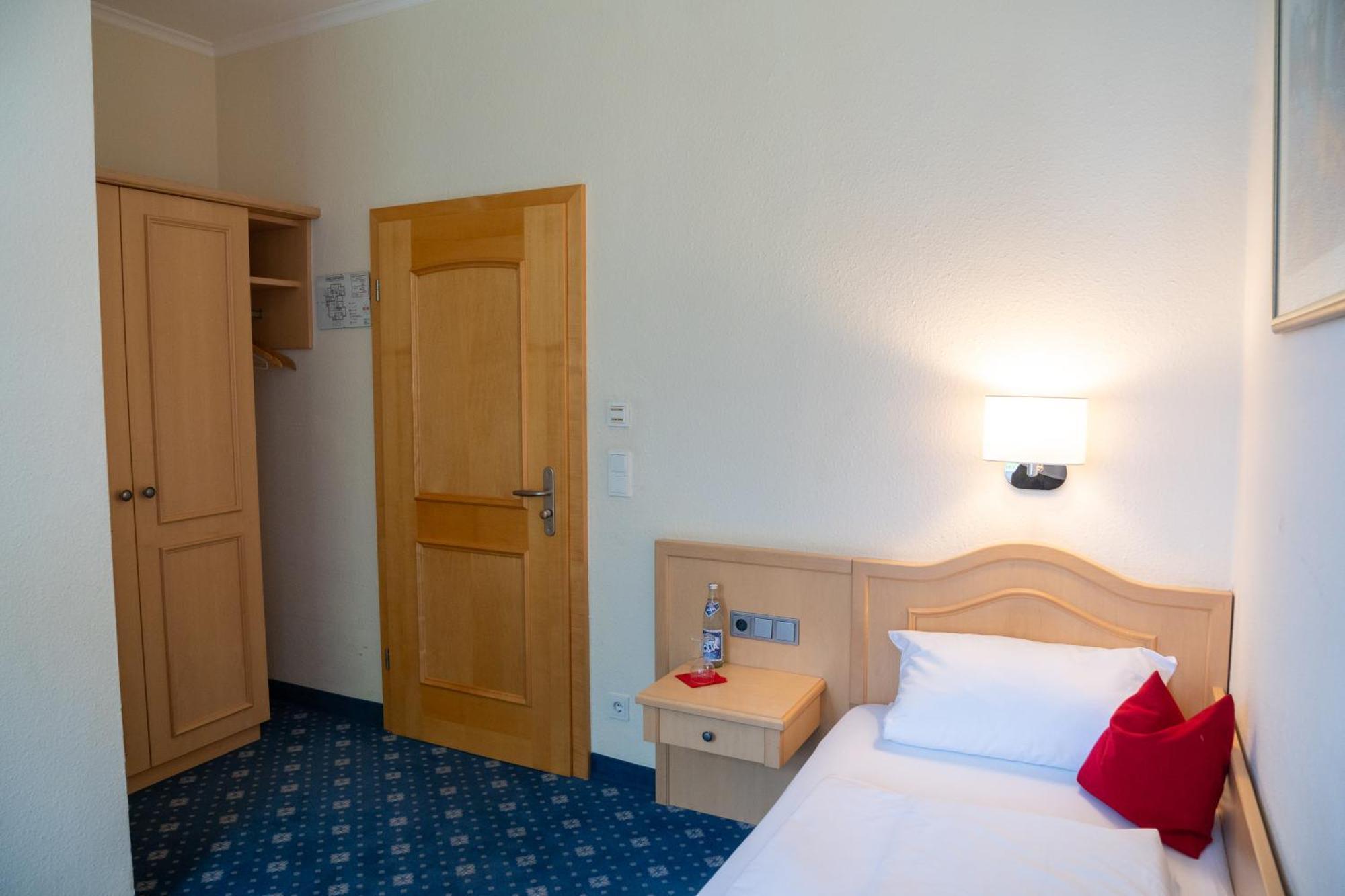 Hotel Bischofshof Braustuben Ratisbona Esterno foto