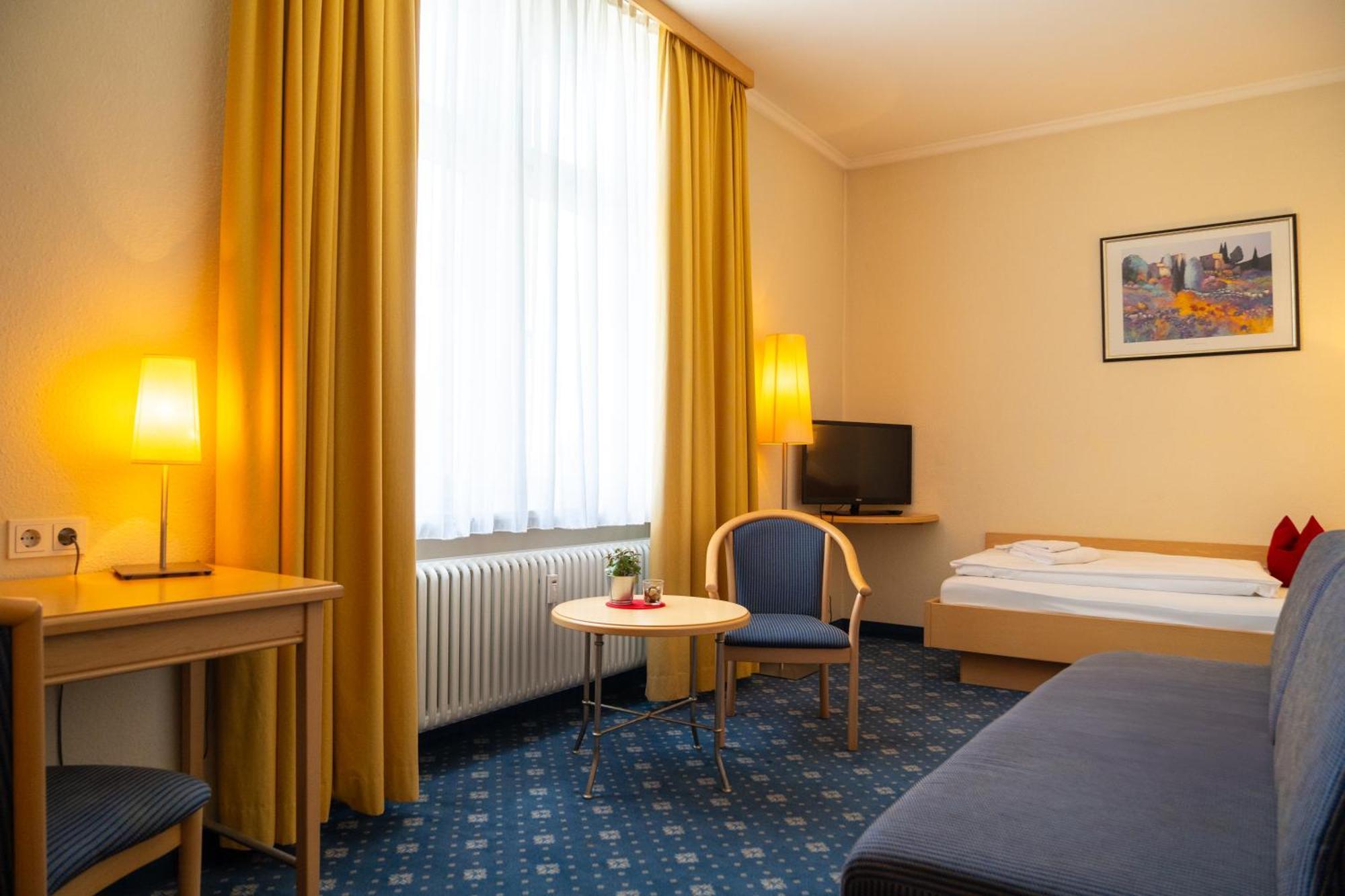 Hotel Bischofshof Braustuben Ratisbona Esterno foto