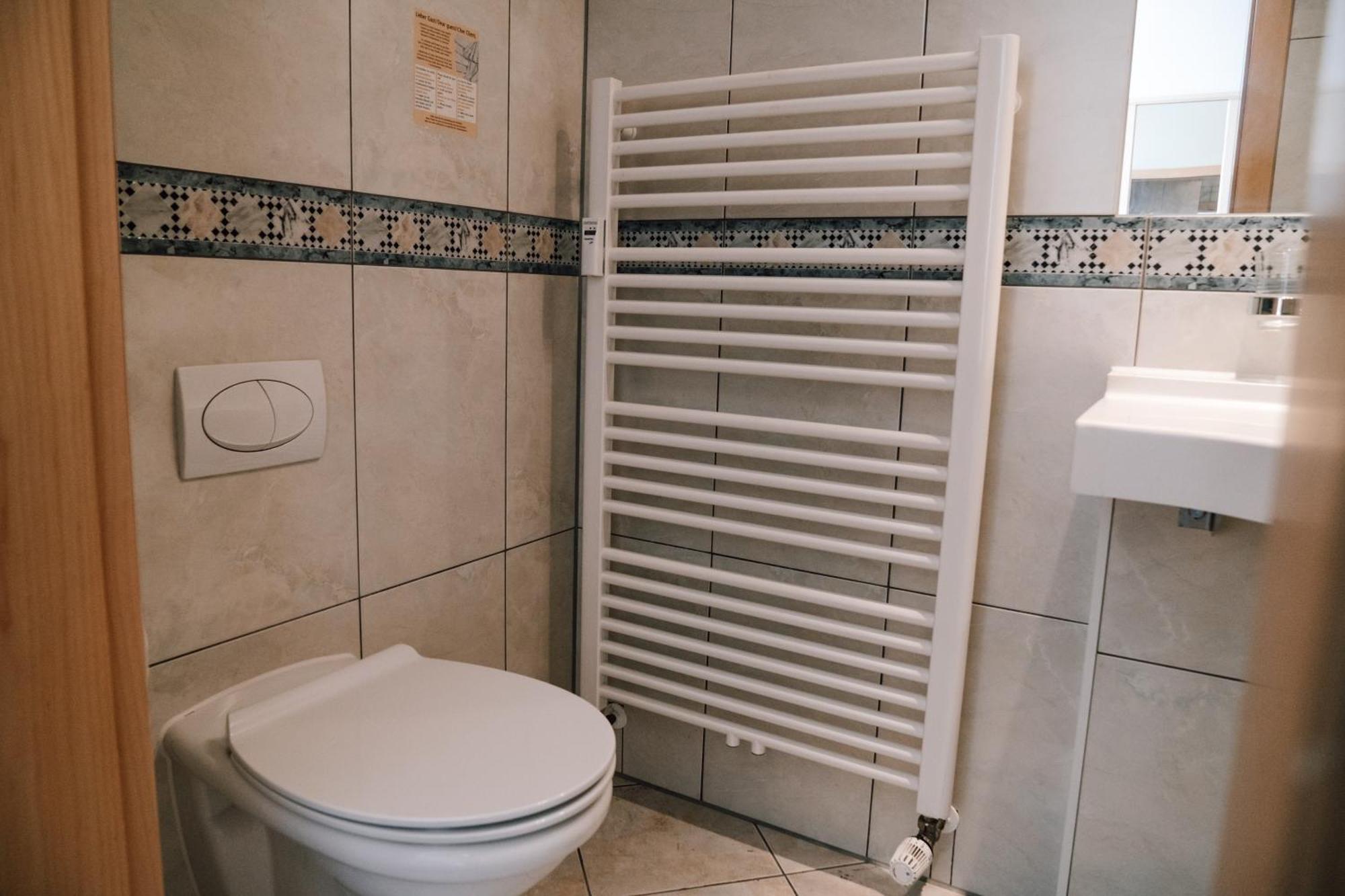Hotel Bischofshof Braustuben Ratisbona Esterno foto